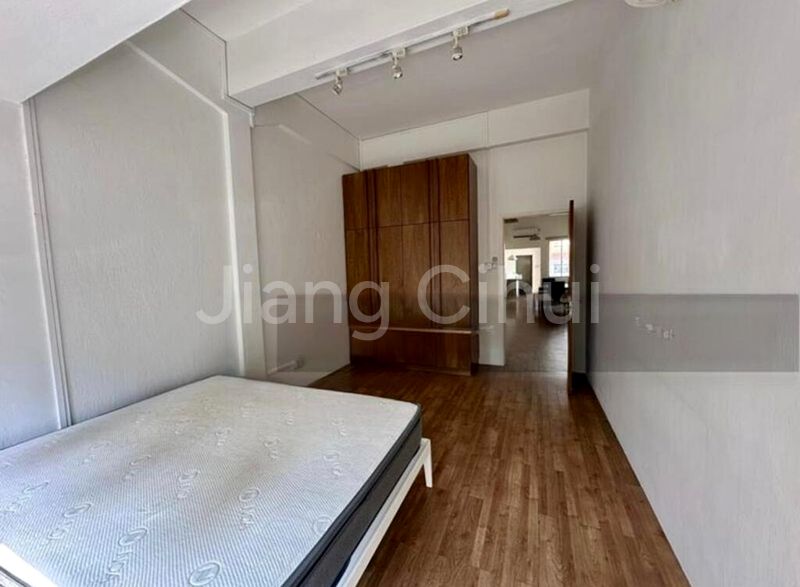 3 Bed Walk-up Apartment (Condo) for Sale in  River Valley Apartments - Image 12